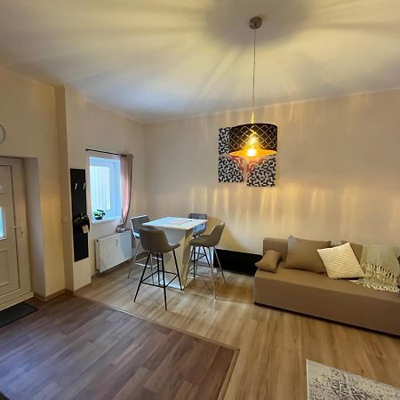 M&M Apartment, Free Parking Karlsbad Buitenkant foto