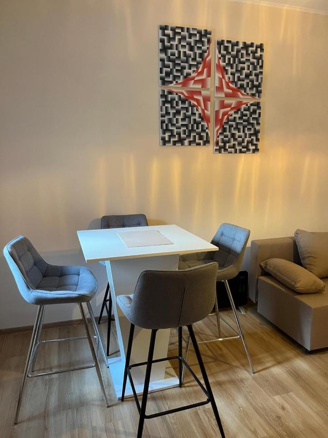 M&M Apartment, Free Parking Karlsbad Buitenkant foto
