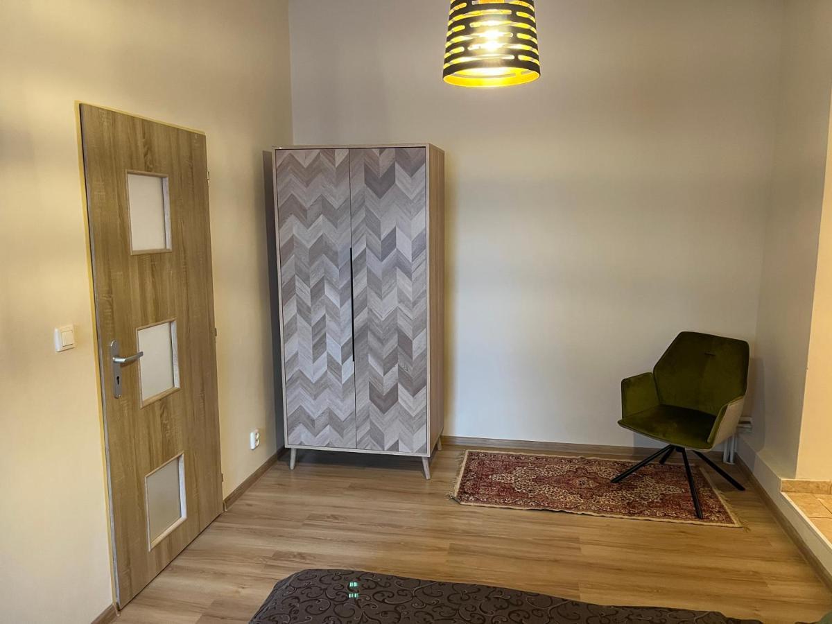 M&M Apartment, Free Parking Karlsbad Buitenkant foto