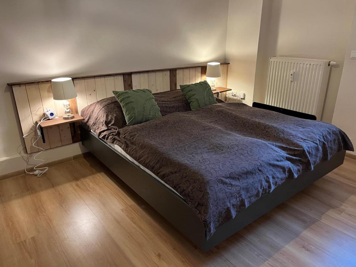 M&M Apartment, Free Parking Karlsbad Buitenkant foto