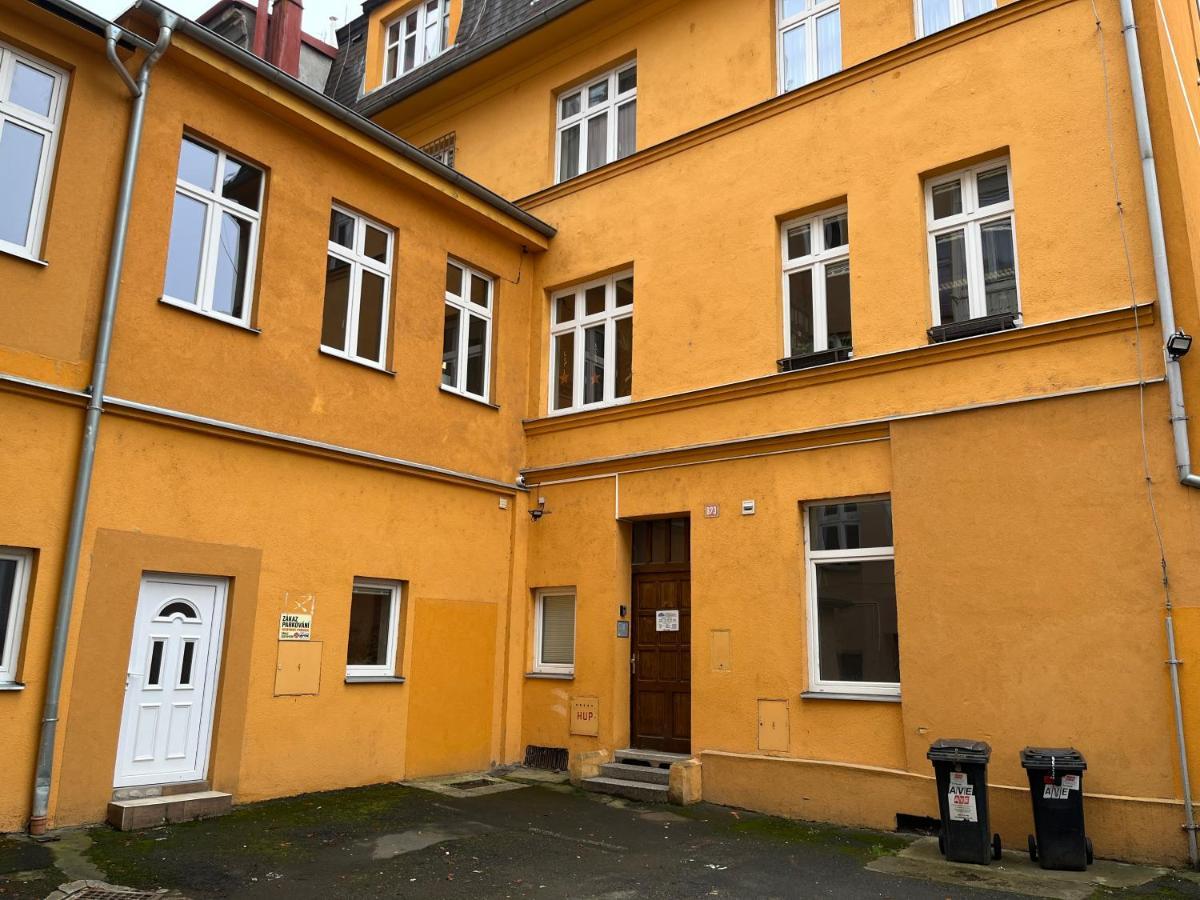 M&M Apartment, Free Parking Karlsbad Buitenkant foto